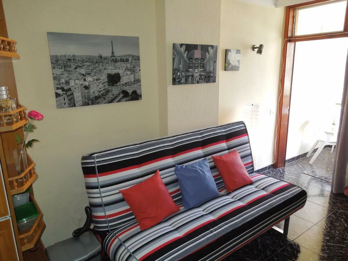 Beachfront Apartment Casa Verano With Pool, Balcony, Wifi, Central Locatation Arona  España