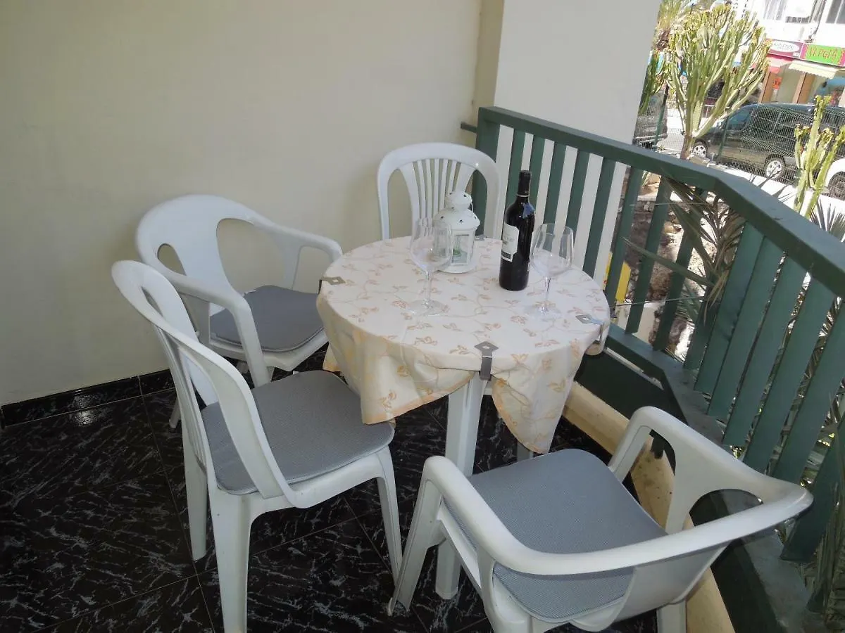 Beachfront Apartment Casa Verano With Pool, Balcony, Wifi, Central Locatation Arona  Arona (Tenerife)