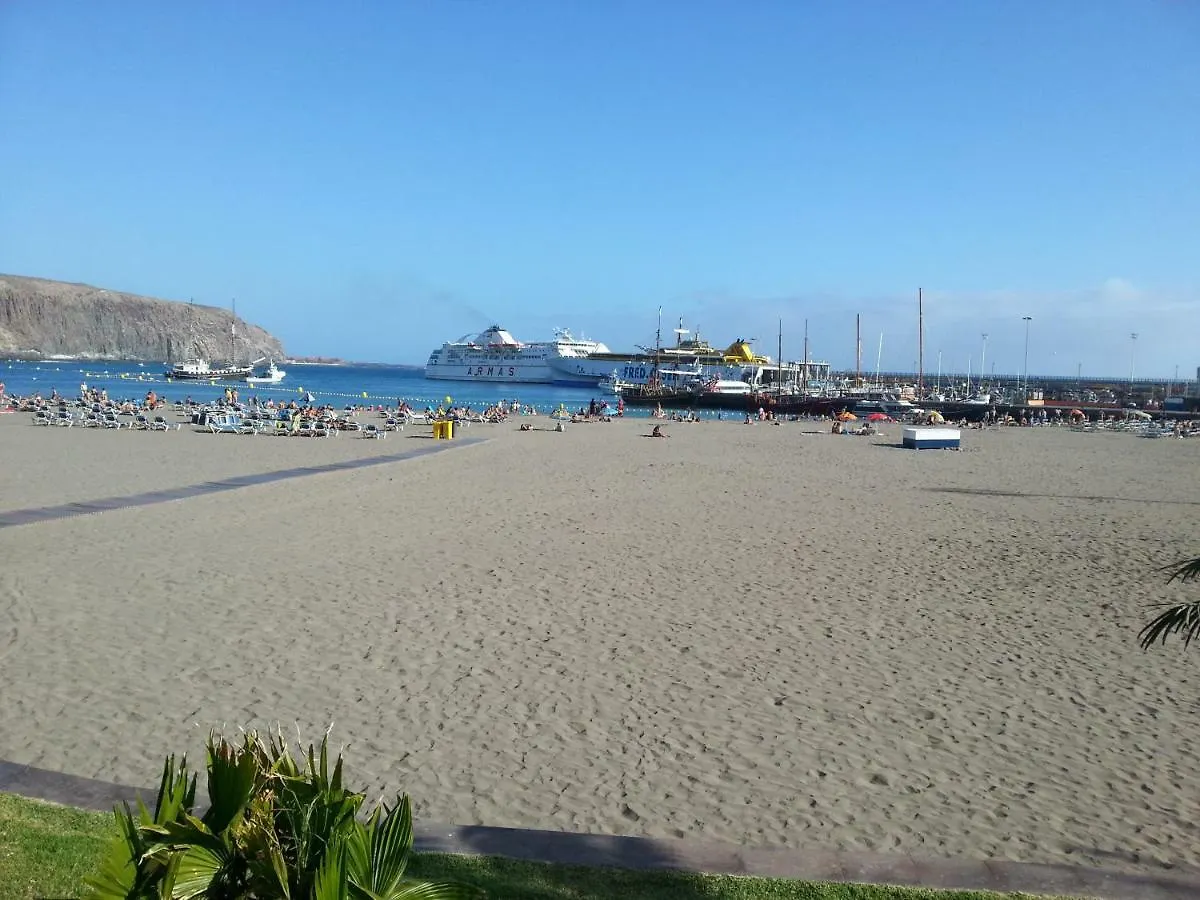 Beachfront Apartment Casa Verano With Pool, Balcony, Wifi, Central Locatation Arona